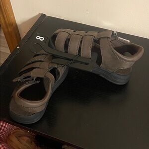 wonder nation Brown Kids Velcro Sandal Sneakers